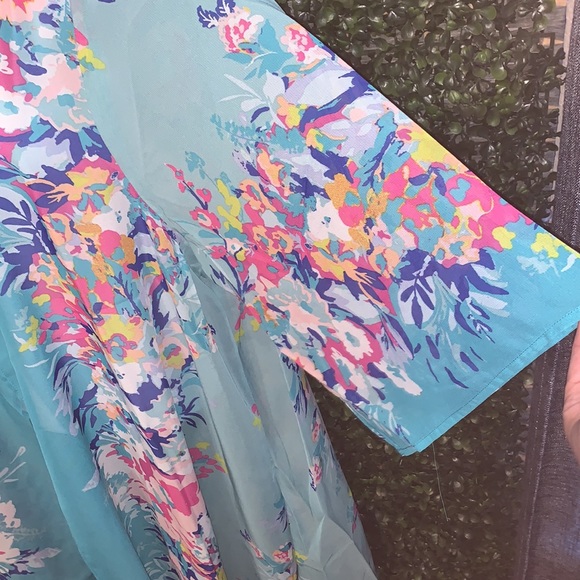PLUS SIZE Kimonos 🌸🌸🌸 NEW!! - Picture 3 of 9